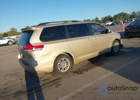 2014 Toyota Sienna Xle V6 8 Passenger из США, поврежденный, VIN 5TDYK3DC7ES496342